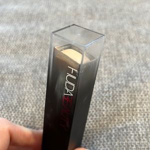 Huda Beauty #FauxFilter Skin Finish stick foundation in shade 200B shortbread